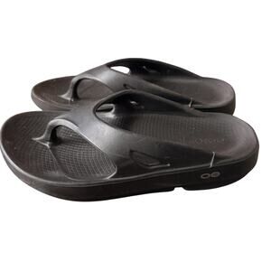 Oofos Ooriginal Thong Recovery Sandals Comfort Flip Flop- Black 2.0 size 8